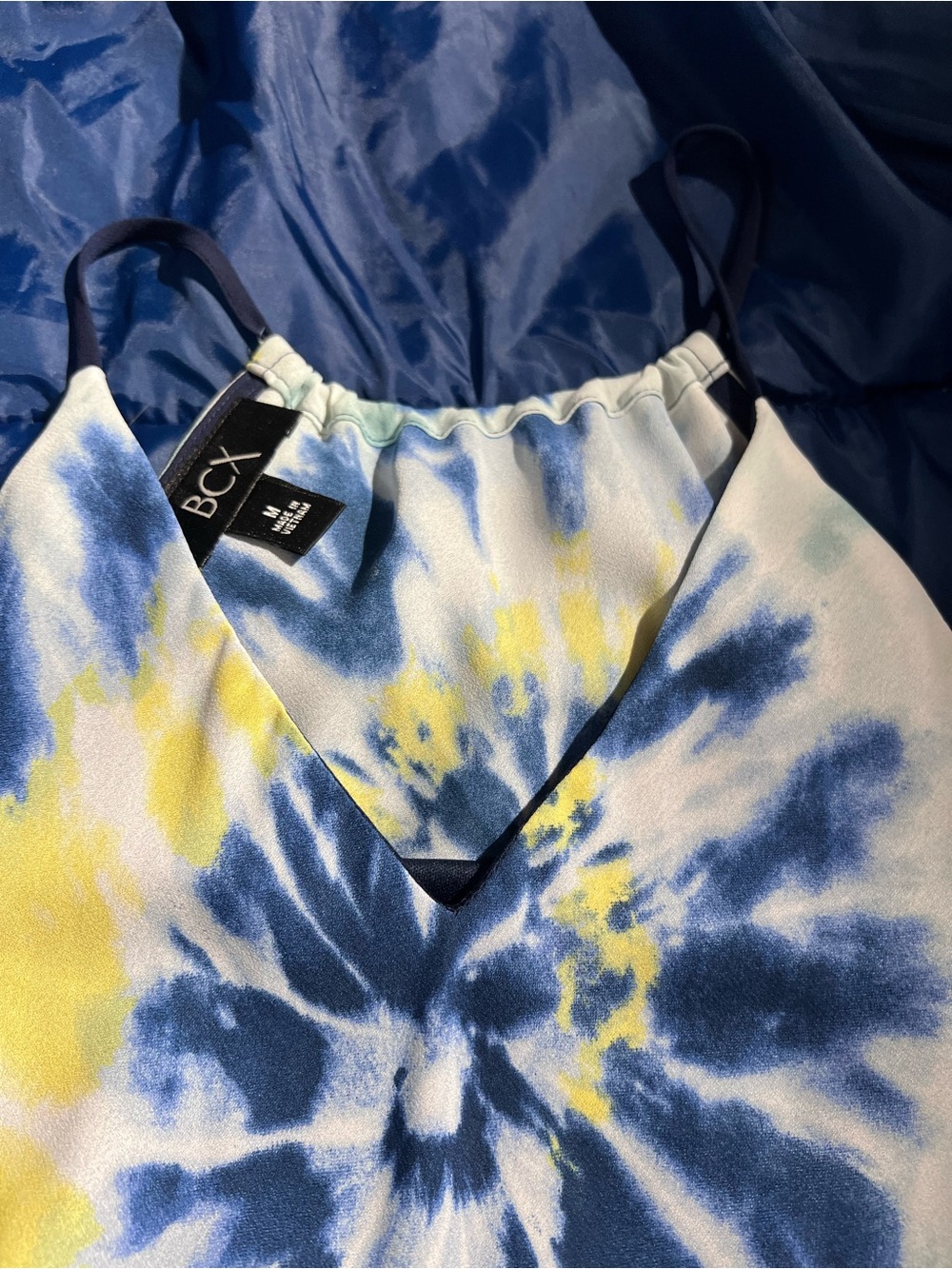 Women’s medium BCX Blue, Yellow & White Tie-Dye V-Neck top - Picture 3 of 10